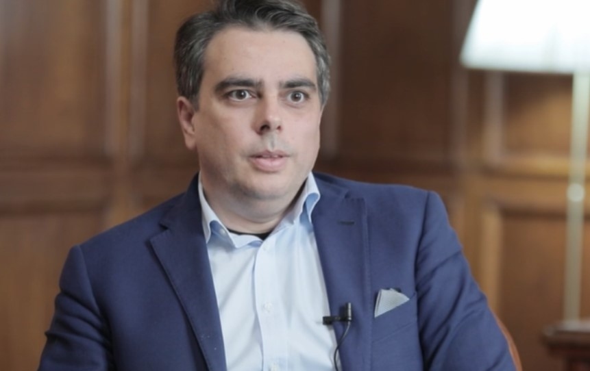 Асен Василев: Може да предложим Никола Минчев за премиер